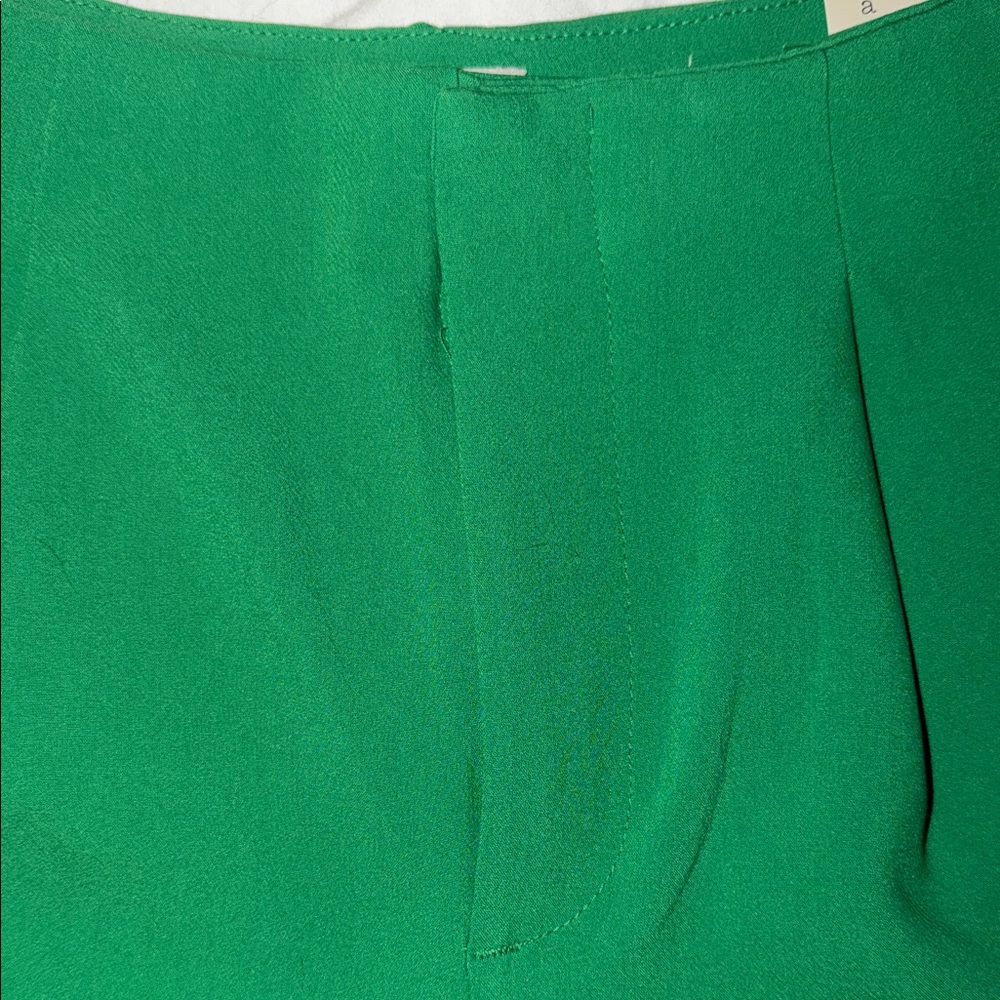 A New Day Green Women's Shorts Size 8 NWT - Picture 5 of 10